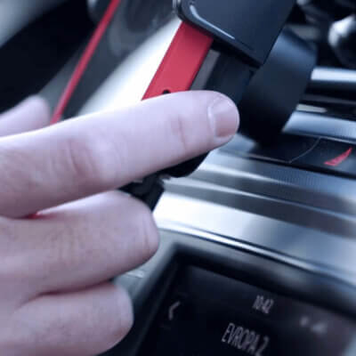 MISURA prinaša najboljše držalo za telefon v avtomobilu – MA04 z brezžičnim polnjenjem QC3